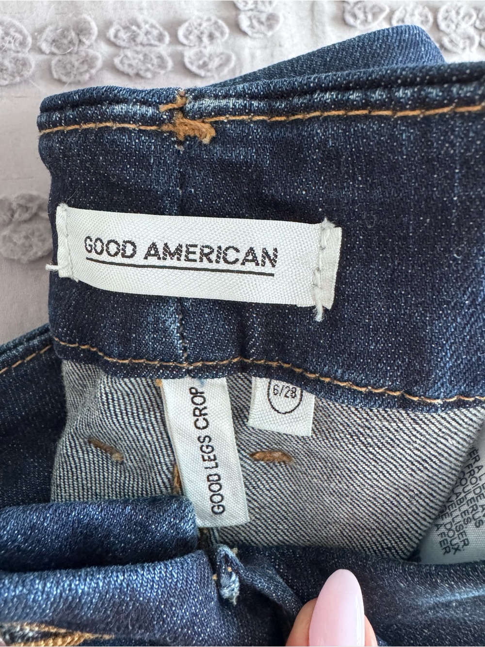 Good American Dark Blue Slim Crop Jeans
